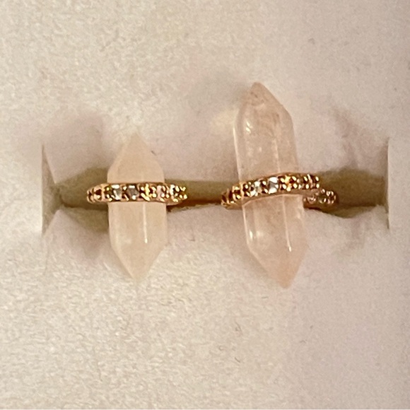 Quartz crystals set in rose gold plating cz accents. Healing magic earthy boho - Picture 3 of 3